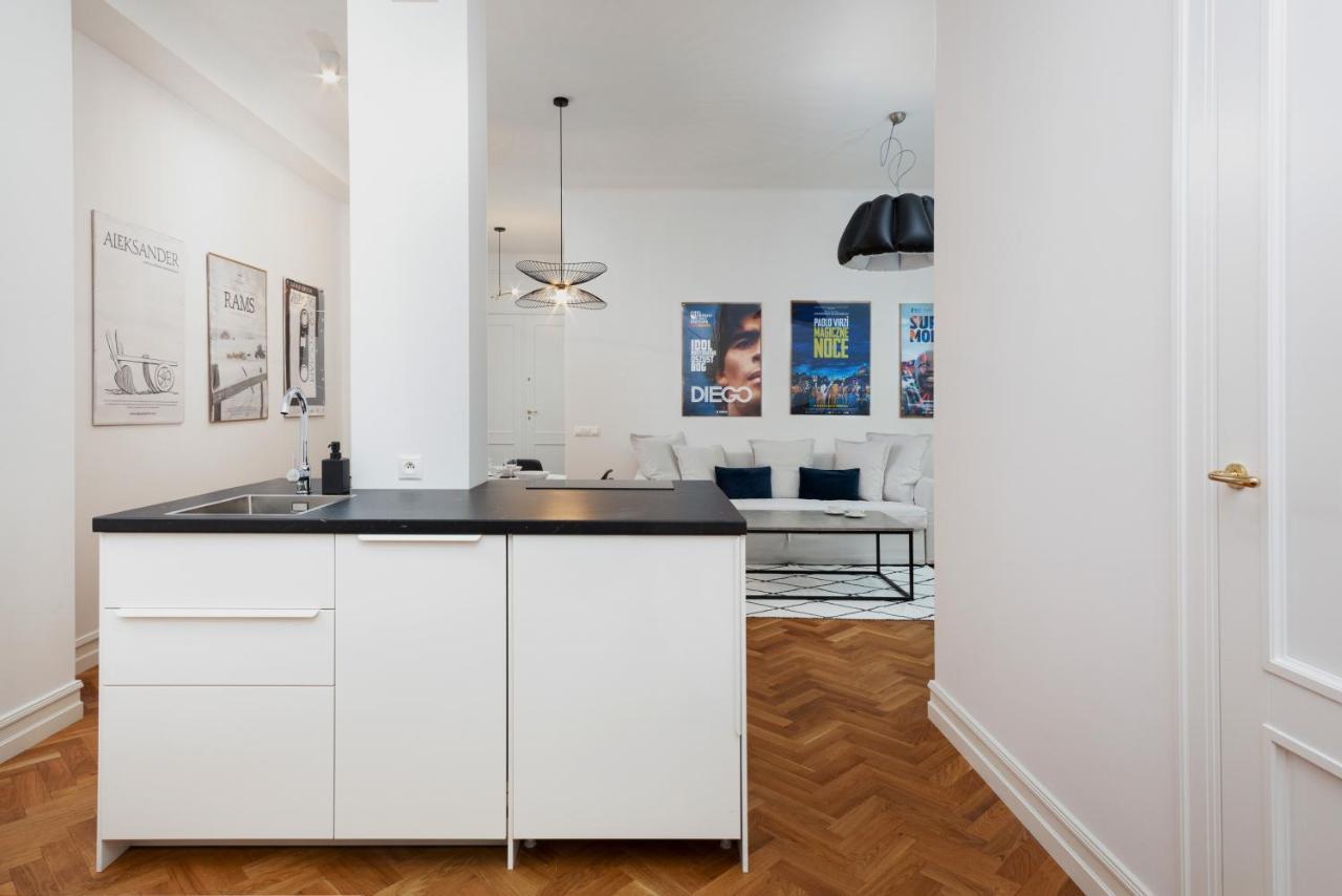 Hoza 35 By Homeprime Warsaw Exterior photo